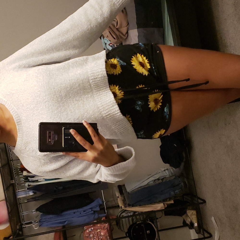 Forever 21 crop top sweater
